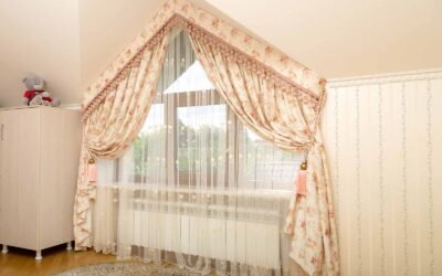 Blinds vs Curtains: Which One is Best for Your Home?