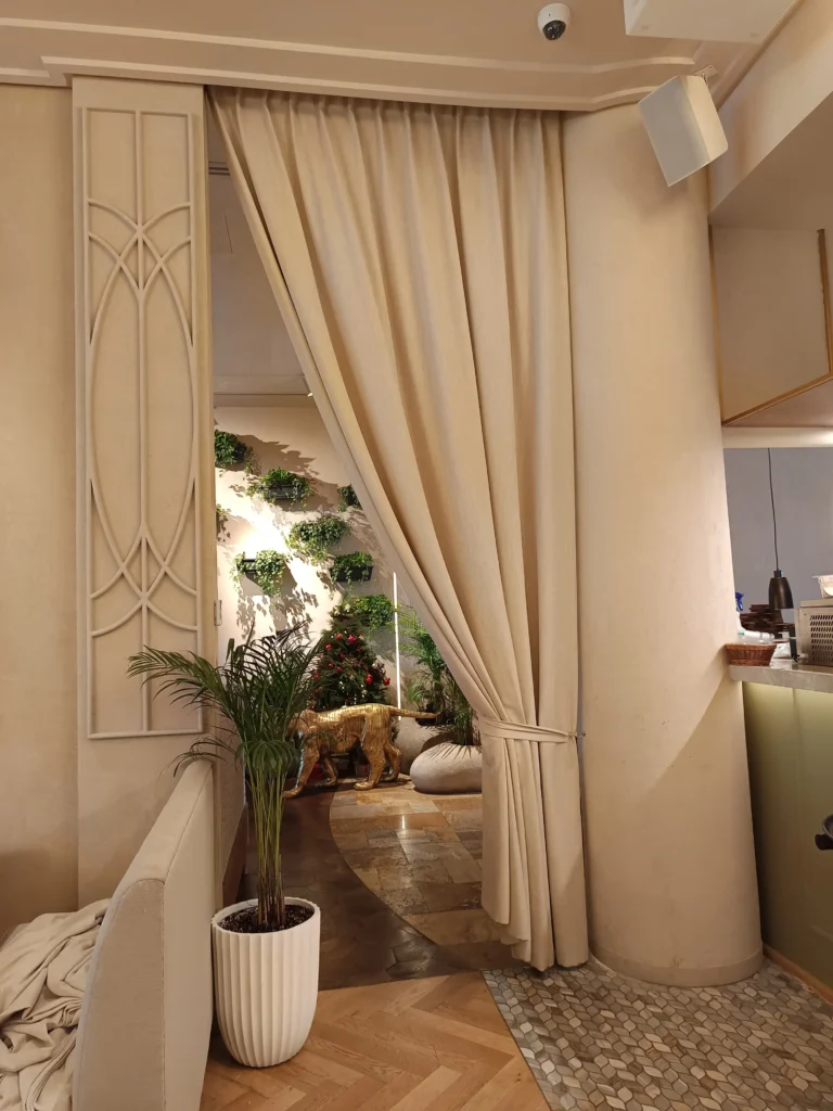 Elevate Your Space: The Ultimate Guide to Buying Luxury Curtains in Dubai Luxury Curtains